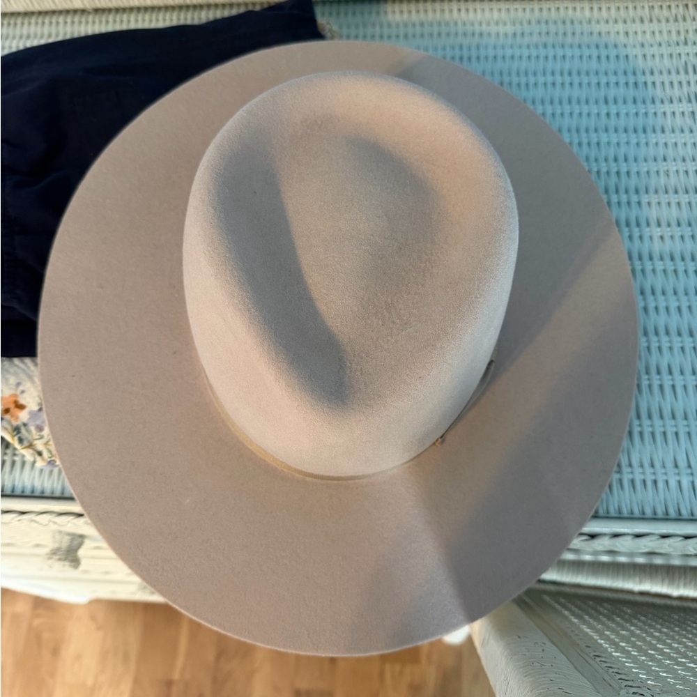 Classic Wide-Brim Felt Fedora Hat - Neutral Beige - Picture 2 of 3